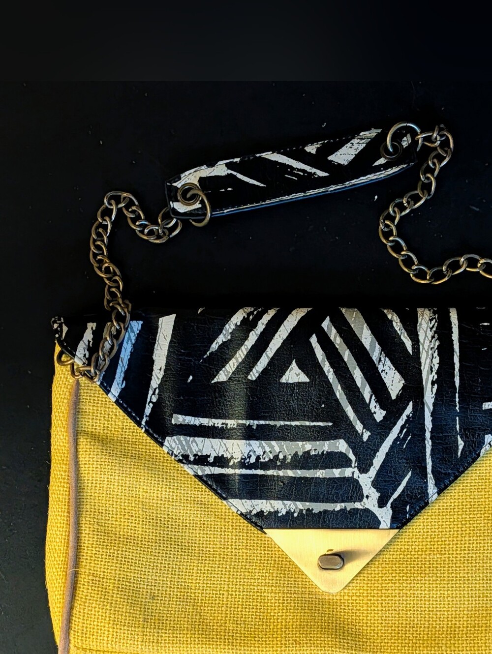 Mossimo Supply Co (2012) Yellow and Black Patterned Envelop Clutch 12"X8" - Picture 5 of 8